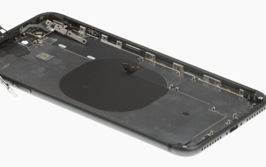 NFC Antenne im iPhone 8 Plus