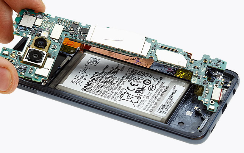Samsung Galaxy S10e mainboard repair guide iDoc