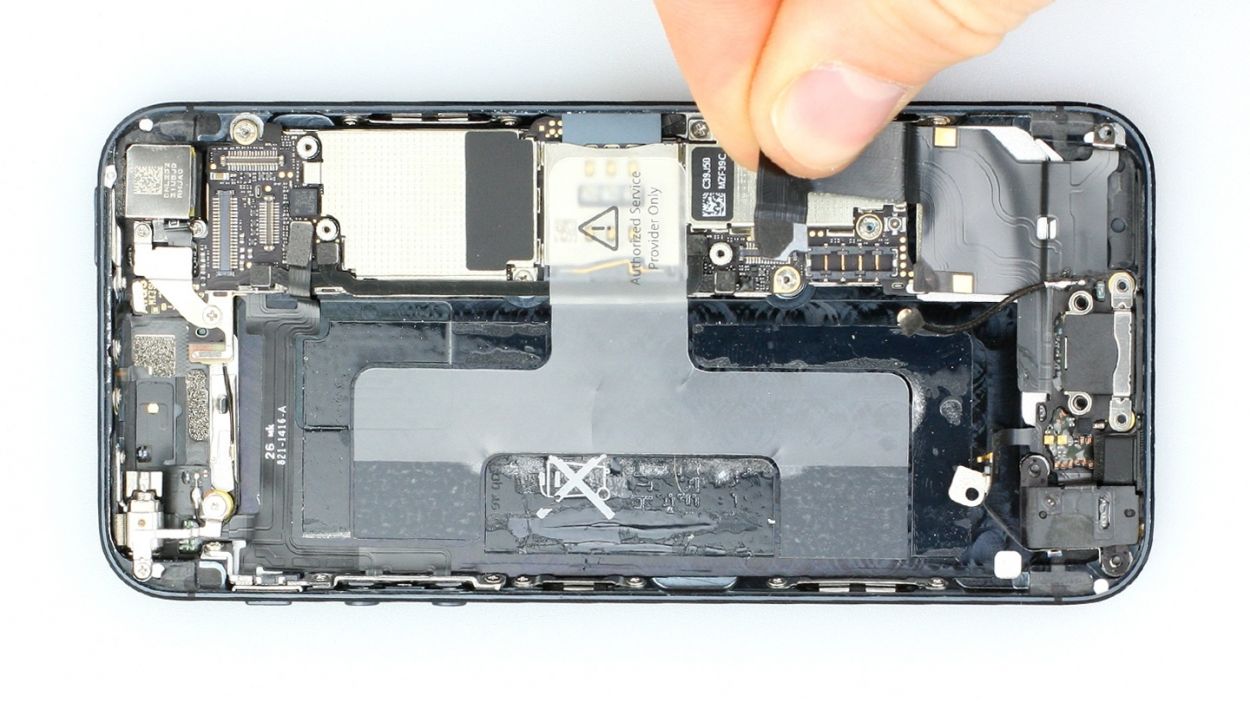 iPhone 5 Lightning connector repair guide iDoc