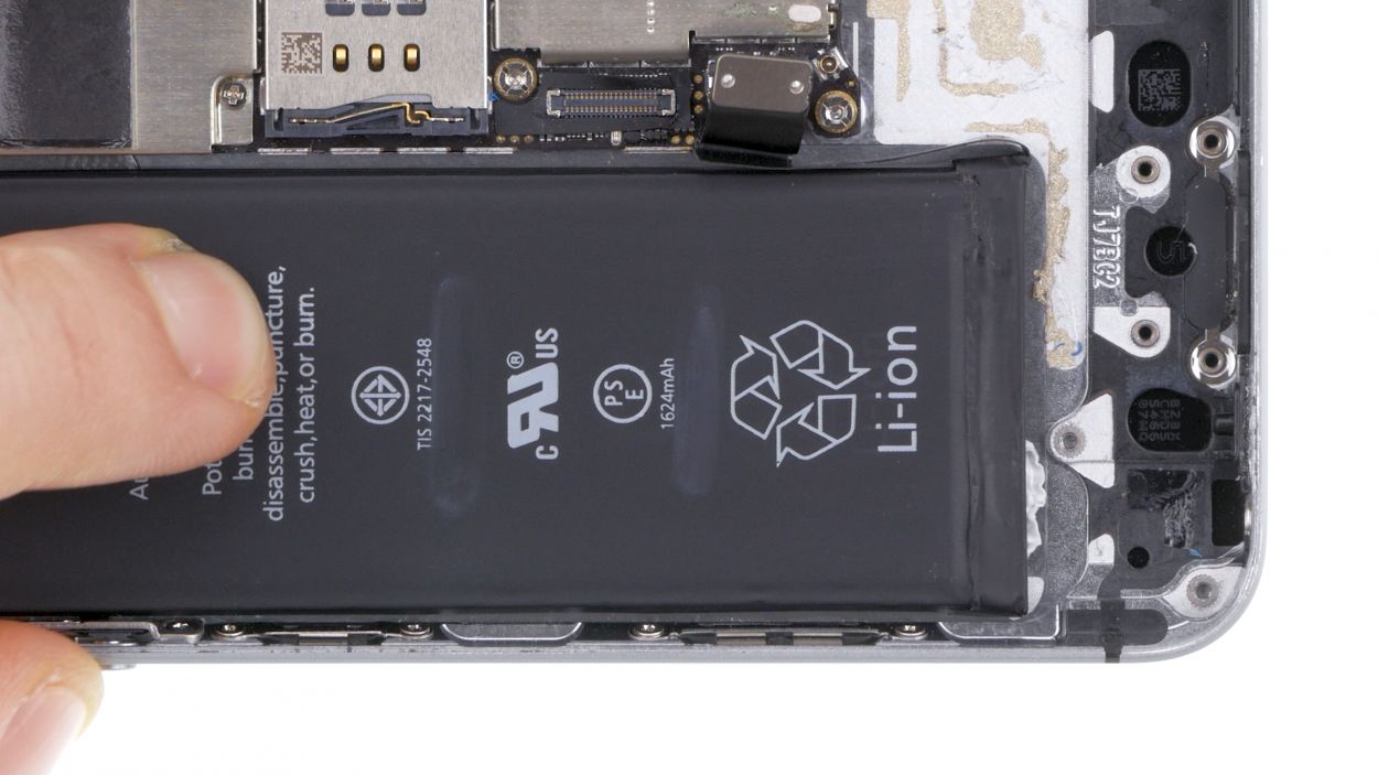 iPhone SE Akku tauschen - Reparaturanleitung | iDoc