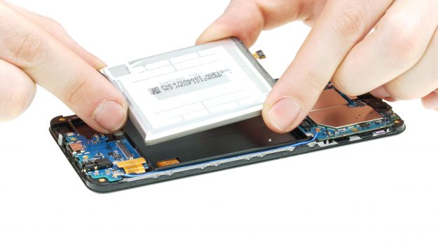 Samsung Galaxy A40 Akku austauschen - Reparaturanleitung | iDoc