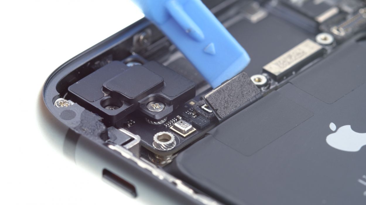 iPhone SE (2nd generation) battery repair guide | iDoc