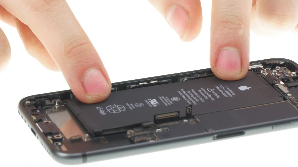 iPhone SE (2. Generation) Akku tauschen - Reparaturanleitung | iDoc