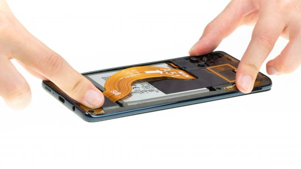samsung galaxy a51 removable battery