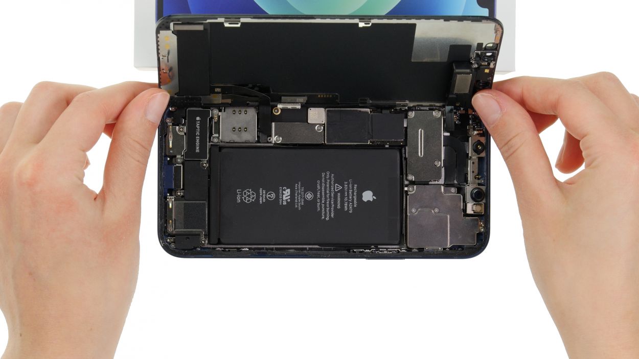 iPhone 12 Akku tauschen - Reparaturanleitung | iDoc